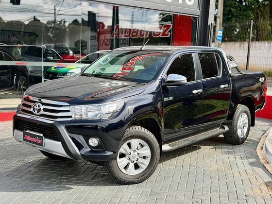 TOYOTA HILUX 2.8 SRV 4X4 CD 16V DIESEL 4P AUTOMÁTICO TOYOTA HILUX 2.8 SRV 4X4 CD 16V DIESEL 4P AUTOMÁTICO